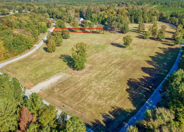 Property at 682 Cypress Point Dr, Chappells, SC 29037