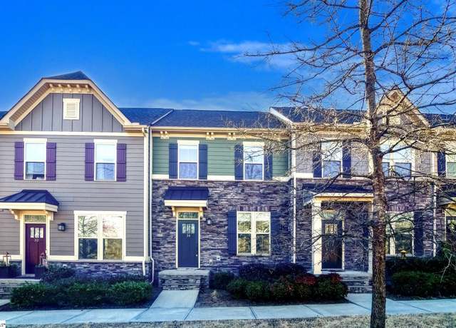 Property at 34 Itasca Dr, Greenville, SC 29609, 3 beds, 2.5 baths