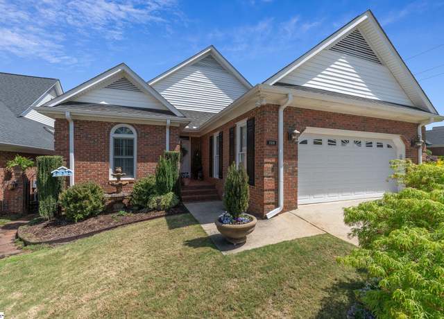Property at 308 Greenview Cir, Greenville, SC 29609, 3 beds, 2 baths
