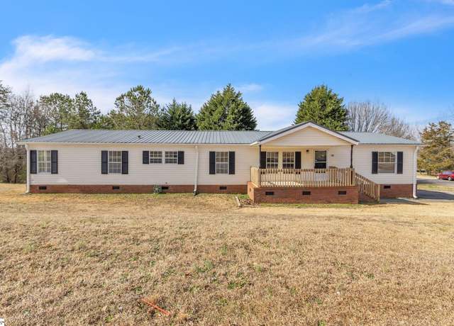 Property at 100 Channel Dr, Greenville, SC 29611, 4 beds, 3 baths