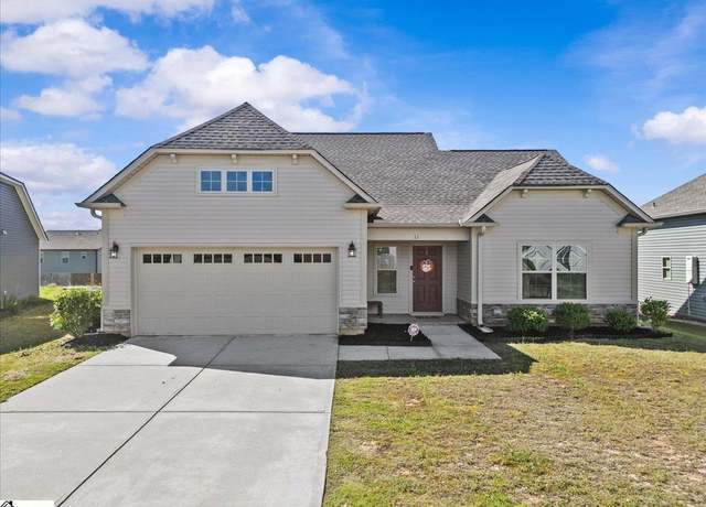 Property at 11 Snowy Ct, Fountain Inn, SC 29644, 3 beds, 2.5 baths