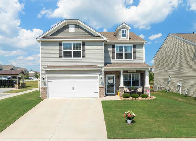 Property at 416 Splendid Pl, Simpsonville, SC 29680, 4 beds, 2.5 baths