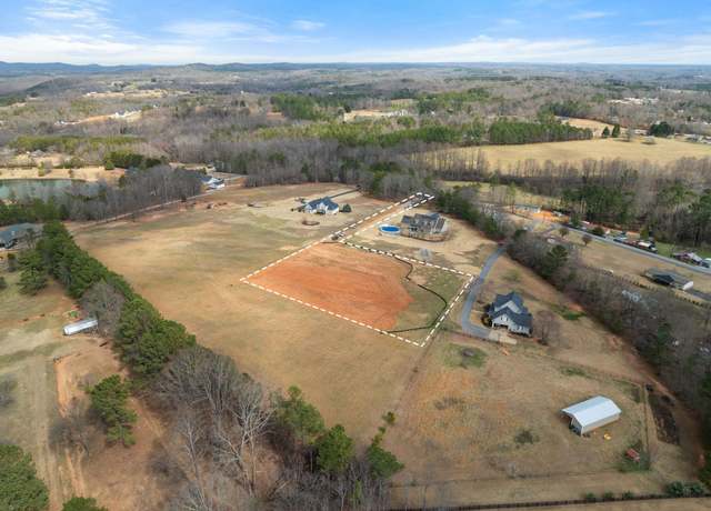 Property at 137 Dogwood Blvd, Travelers Rest, SC 29690