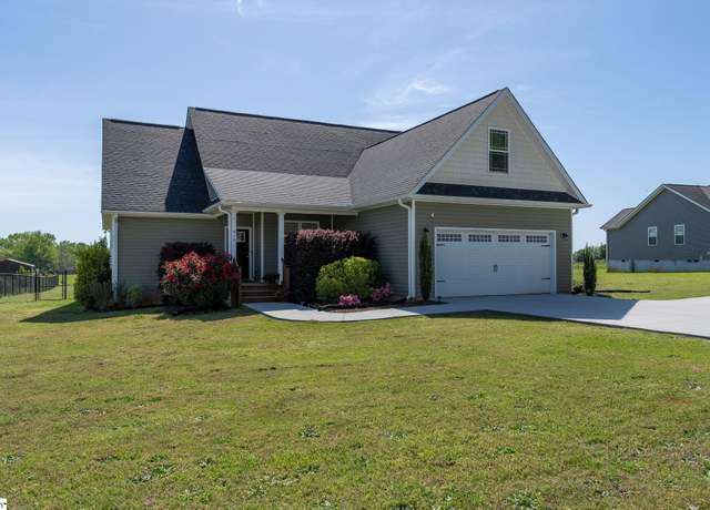 Property at 616 New Hope Rd, Anderson, SC 29626, 3 beds, 2 baths