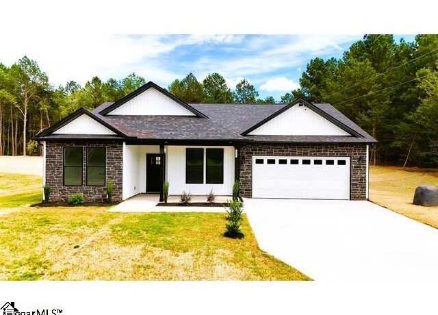 Property at 325 Gwinn Mill Rd, Pauline, SC 29374, 3 beds, 2 baths