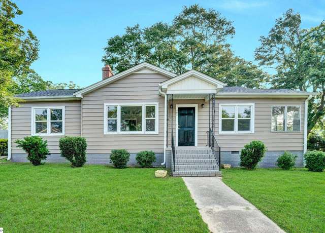 Property at 503 Davidson St, Clinton, SC 29325, 4 beds, 2 baths