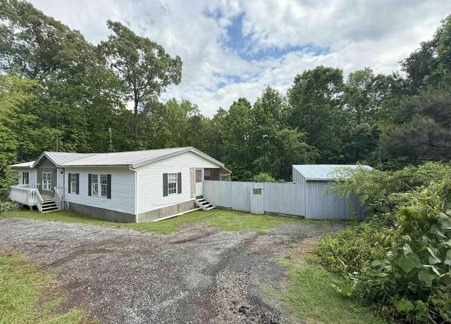 Property at 371 Forest Dale Rd, Marietta, SC 29661-9015, 3 beds, 2 baths