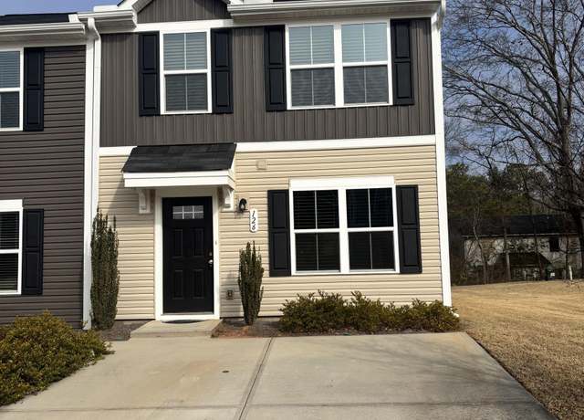 Property at 126 Nicklaus Dr, Anderson, SC 29621, 3 beds, 2.5 baths