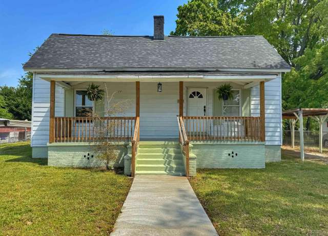 Property at 333 Buncombe St, Woodruff, SC 29388, 2 beds, 1.5 baths