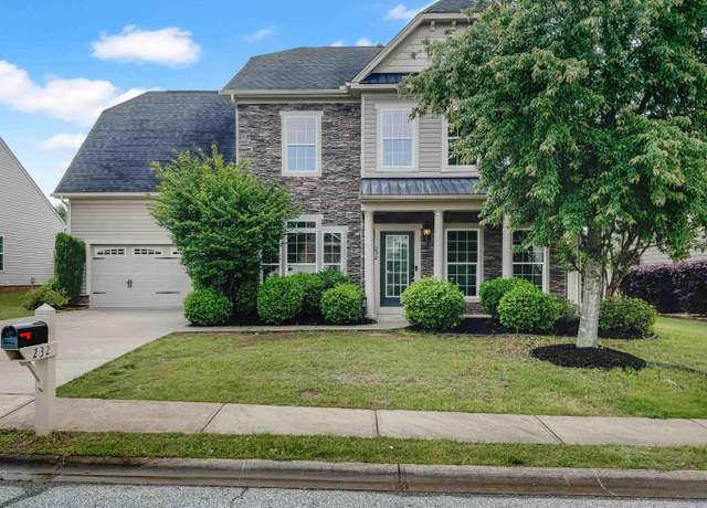 Property at 232 Raven Falls Ln, Simpsonville, SC 29681, 4 beds, 2.5 baths