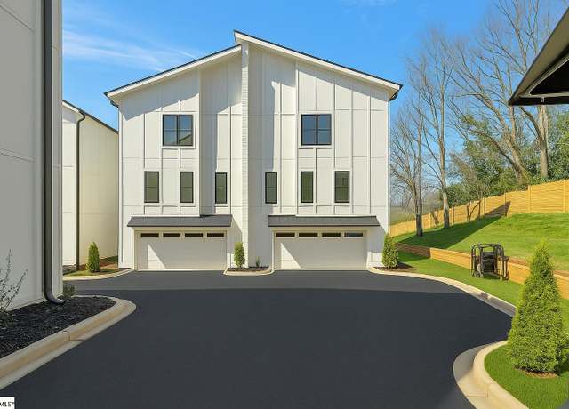 Property at 117 Lepak Ln, Greenville, SC 29605, 3 beds, 2.5 baths