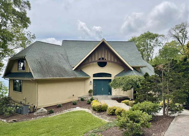 Property at 7860 Glassy Ridge Rd, Landrum, SC 29356, 5 beds, 5.5 baths