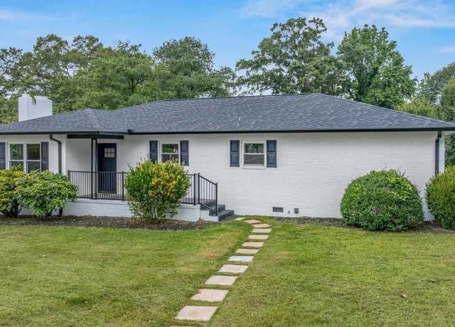 Property at 111 Tanglewood Dr, Greenville, SC 29611, 3 beds, 2 baths