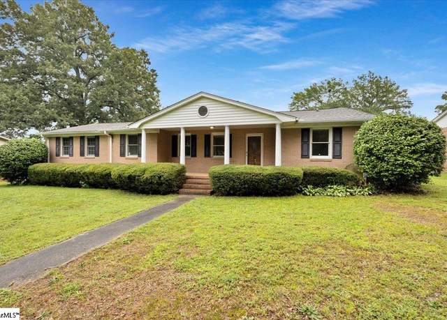 Property at 204 Woodfield Ave, Fountain Inn, SC 29644-1724, 3 beds, 2 baths
