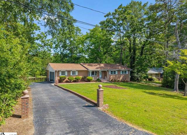 Property at 307 Pine Lake Ct, Spartanburg, SC 29301, 3 beds, 2 baths