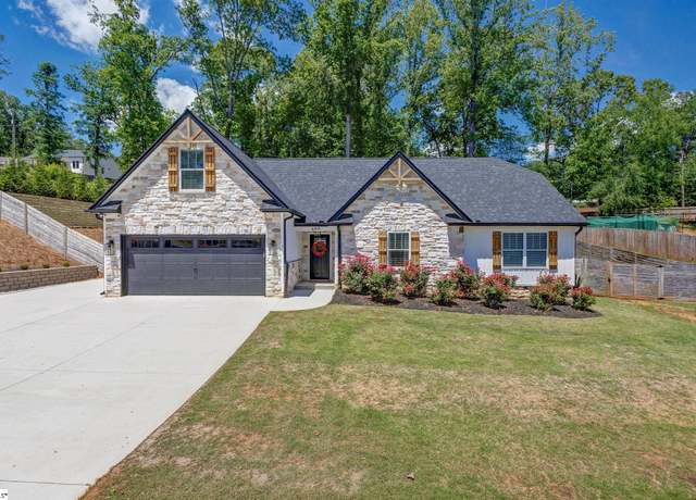 Property at 409 Little John Trl, Anderson, SC 29621, 3 beds, 2 baths