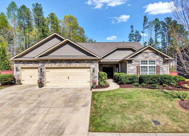 Property at 29 Trailwood Dr, Fountain Inn, SC 29644, 3 beds, 2.5 baths