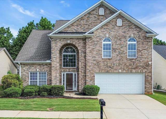 Property at 102 Eagle Pass Dr, Taylors, SC 29687, 4 beds, 2.5 baths