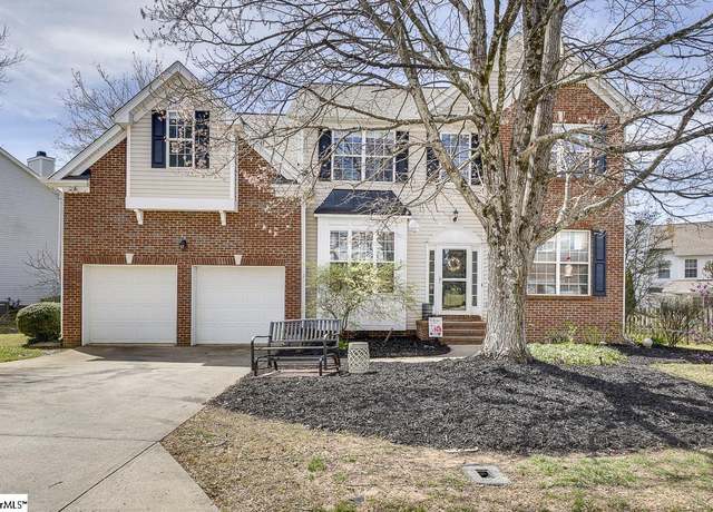 Property at 4 Shadowrock Ct, Simpsonville, SC 29681, 4 beds, 2.5 baths