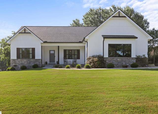Property at 500 Serria Way, Seneca, SC 29678, 3 beds, 2 baths