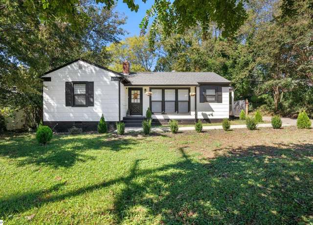 Property at 1223 Rutherford Rd, Greenville, SC 29609, 3 beds, 1.5 baths