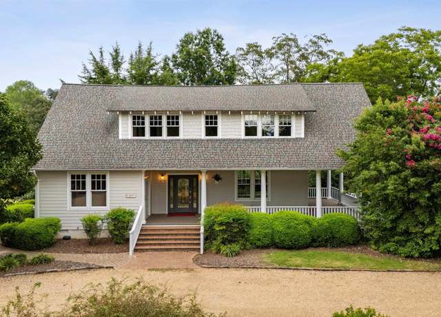 Property at 10490 New Cut Rd, Campobello, SC 29322, 3 beds, 3 baths