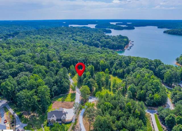 Property at 461 Overlook Dr, Fair Play, SC 29643