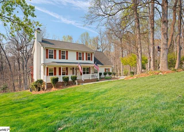 Property at 414 Palmetto Dr, Greer, SC 29651, 4 beds, 3.5 baths