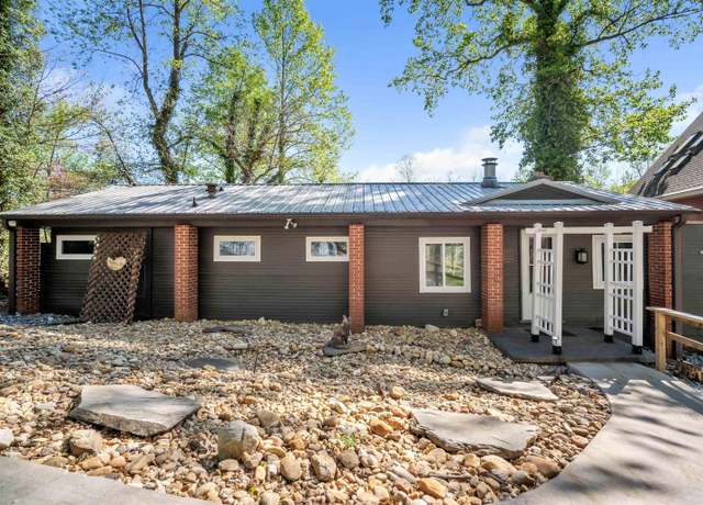 Property at 1506 W Lakeshore Dr, Landrum, SC 29356, 2 beds, 1 bath