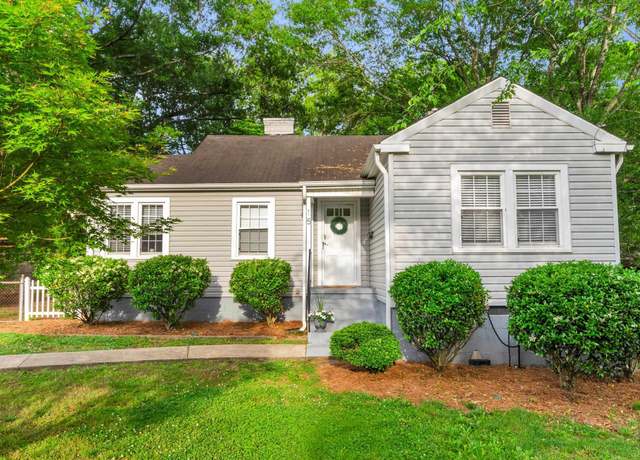 Property at 15 Druid St, Greenville, SC 29609, 3 beds, 1 bath