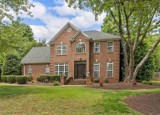 Property at 172 Hawk Creek Dr, Spartanburg, SC 29301, 3 beds, 2.5 baths