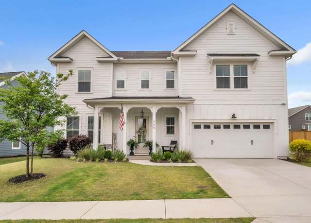 Property at 706 Torridon Ln, Simpsonville, SC 29681, 5 beds, 3 baths