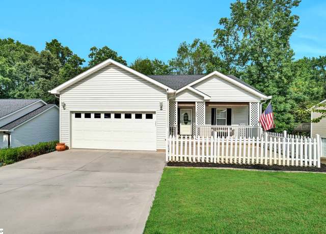 Property at 298 N Orchard Dr, Taylors, SC 29687, 4 beds, 2.5 baths