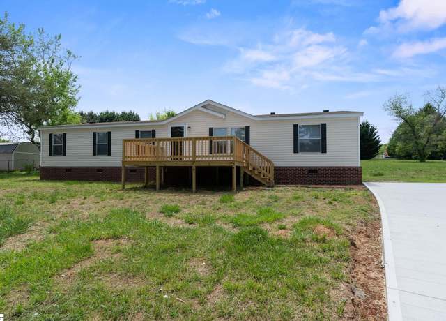 Property at 165 Glengary Ct, Lyman, SC 29365, 4 beds, 2 baths