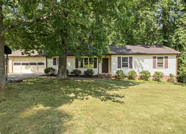 Property at 816 Brentwood Way, Simpsonville, SC 29680, 4 beds, 3 baths