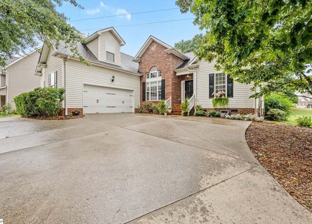 Property at 401 Meadow Hill Way, Greer, SC 29650, 3 beds, 2 baths