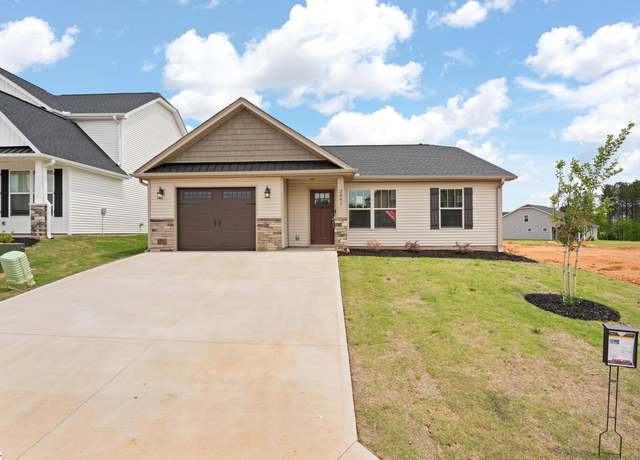 Property at 3041 Emberly Dr, Roebuck, SC 29376, 3 beds, 2 baths