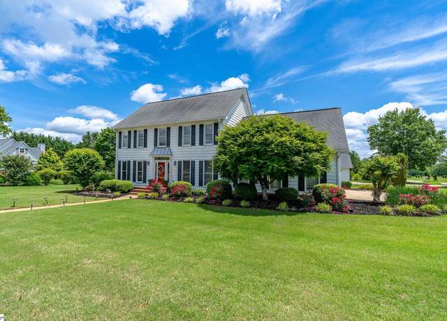 Property at 2 Wheatstone Ct, Greenville, SC 29617, 3 beds, 2.5 baths