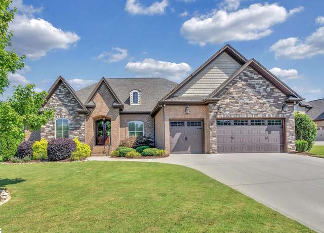 Property at 108 Stone Gate Dr, Duncan, SC 29334, 3 beds, 3 baths