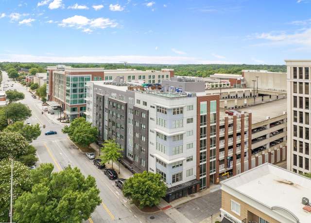 Property at 100 E Washington St Unit 68, Greenville, SC 29601, 2 beds, 2 baths