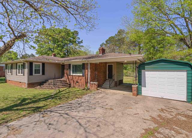 Property at 105 Pinewood Ave, Clinton, SC 29325, 3 beds, 2 baths