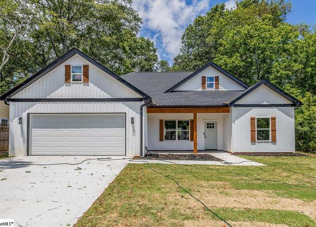 Property at 13 Athelone Ave, Greenville, SC 29605, 3 beds, 2 baths