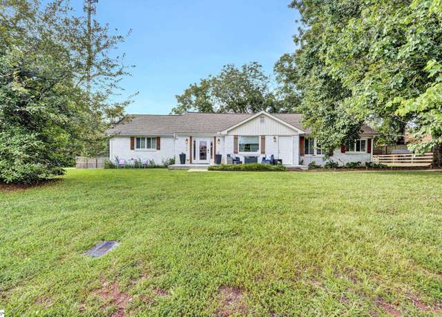 Property at 709 Old Rutherford Rd, Taylors, SC 29687-5748, 3 beds, 2.5 baths
