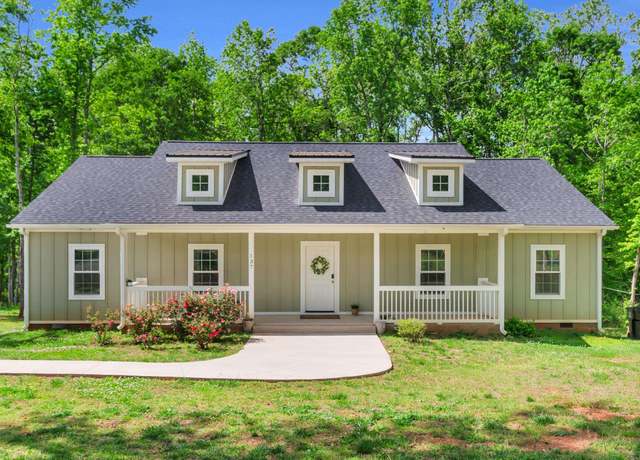Property at 137 Boxwood Ln, Anderson, SC 29621, 3 beds, 3 baths