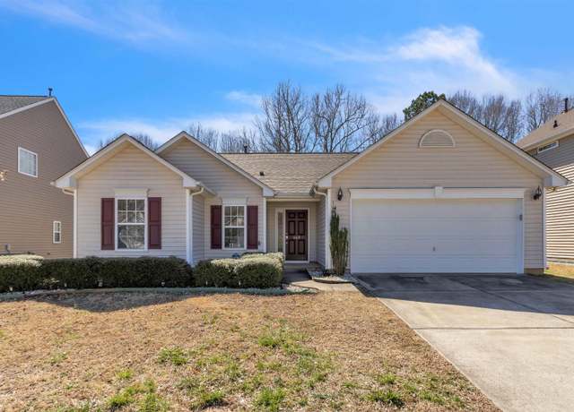 Property at 669 Timber Walk Dr, Simpsonville, SC 29681, 3 beds, 2 baths