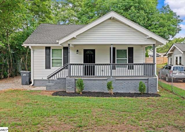 Property at 318 Bailey St, Greenville, SC 29609, 3 beds, 2 baths
