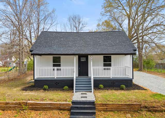 Property at 547 Perrin Ave, Woodruff, SC 29388, 4 beds, 2 baths