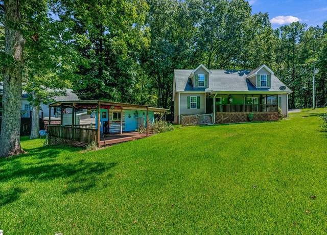 Property at 308 S Lake Forest Dr, Cross Hill, SC 29332, 3 beds, 2.5 baths