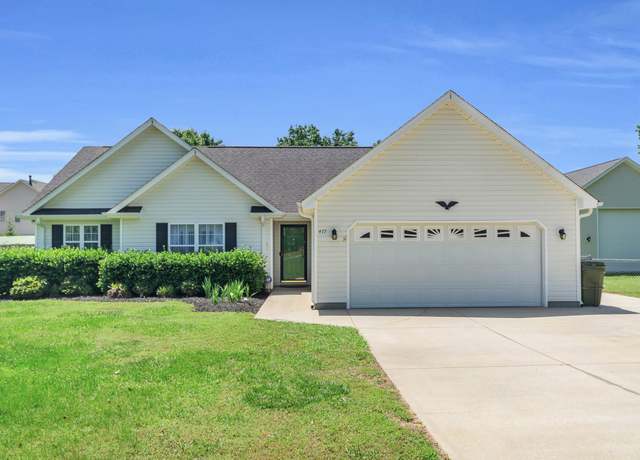 Property at 477 Perry Rd, Greer, SC 29651, 3 beds, 2 baths