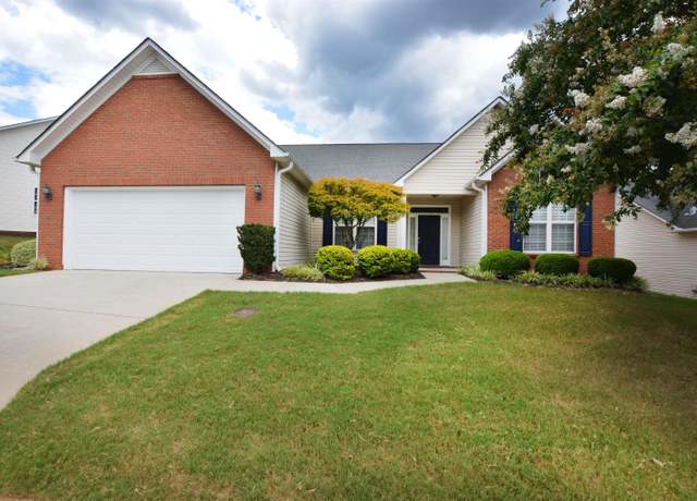 Property at 7 Meadowlands Way, Greenville, SC 29615, 3 beds, 2 baths